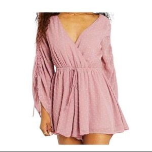 Altar’d State /Romper shorts/Summer/Boho/Casual/Beach/size Medium /Mauve color